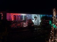 Chuck n Kajiras Xmas House (5).jpg