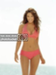 kelly-brook-new-swimsuit-08.jpg