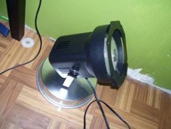 DIY UPLIGHT2.jpg