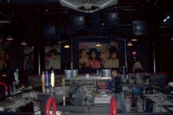 Backstage 003.jpg